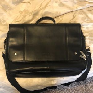 Black leather Kenneth Cole Reaction Laptop Bag